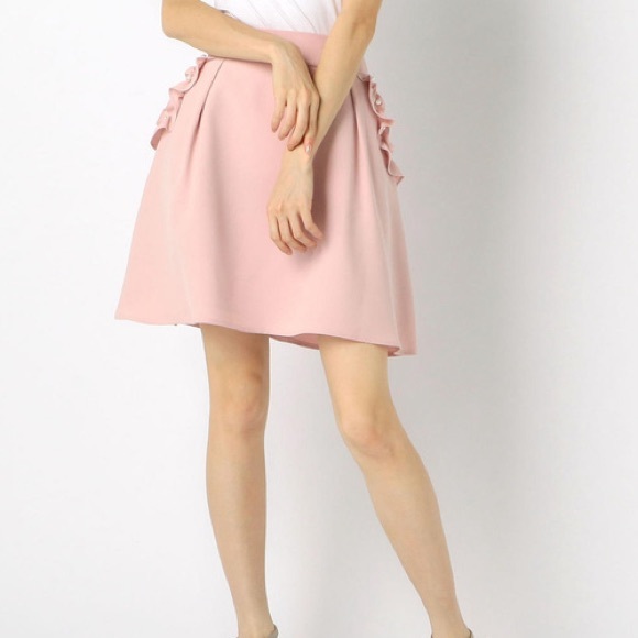 LODISPOTTO ☆ skirt with frilly pockets and pearl detailing - Picture 1 of 10